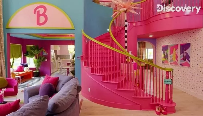 Pink Barbie Dreamhouse Will Exist In Real Life? Greatest Live-action ...